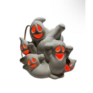 Vintage Halloween Ceramic Ghost Huddle Party Light Up Pile Base Made in Taiwan